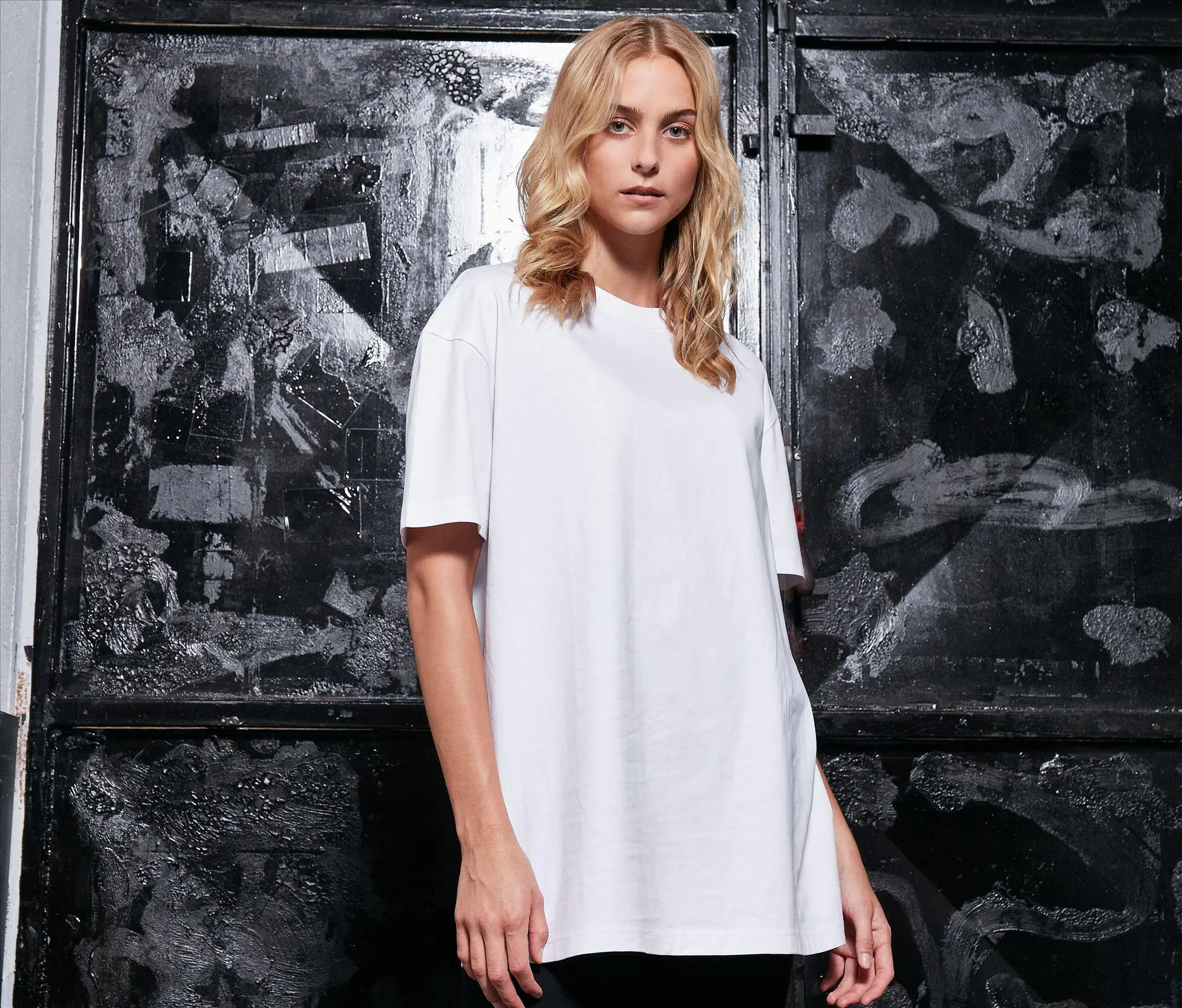 Ladies oversized boyfriend tee
