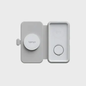 Xtorm foldable 3-in-1 wireless travel charger