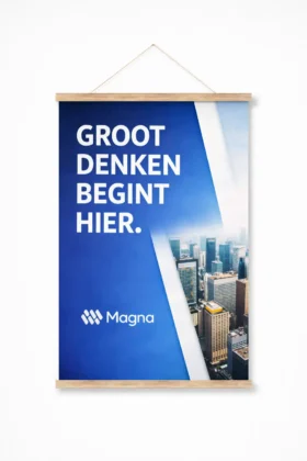 Posters met houten hanger