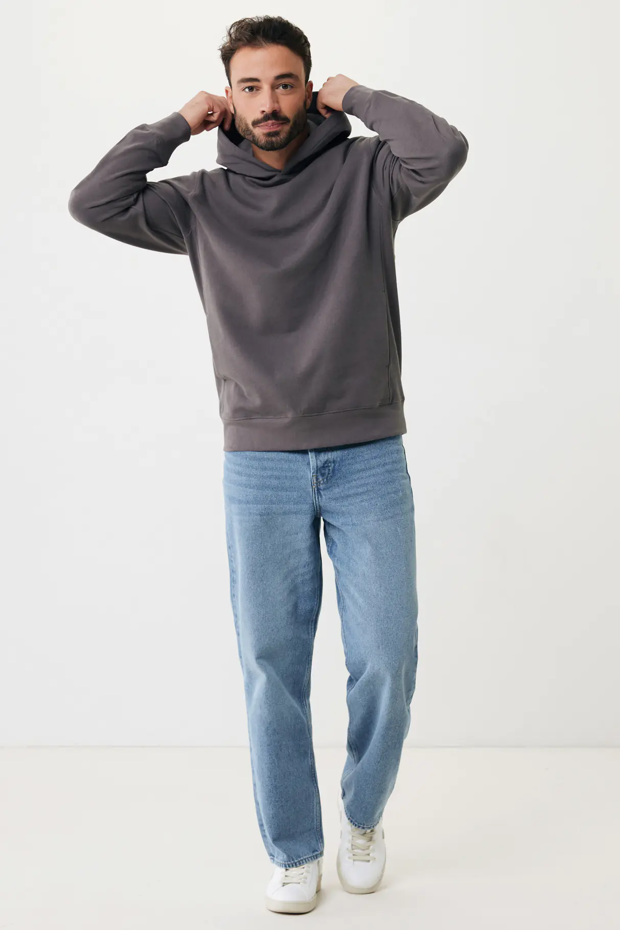 IQONIQ Yengo recycled katoen hoodie met steekzakken