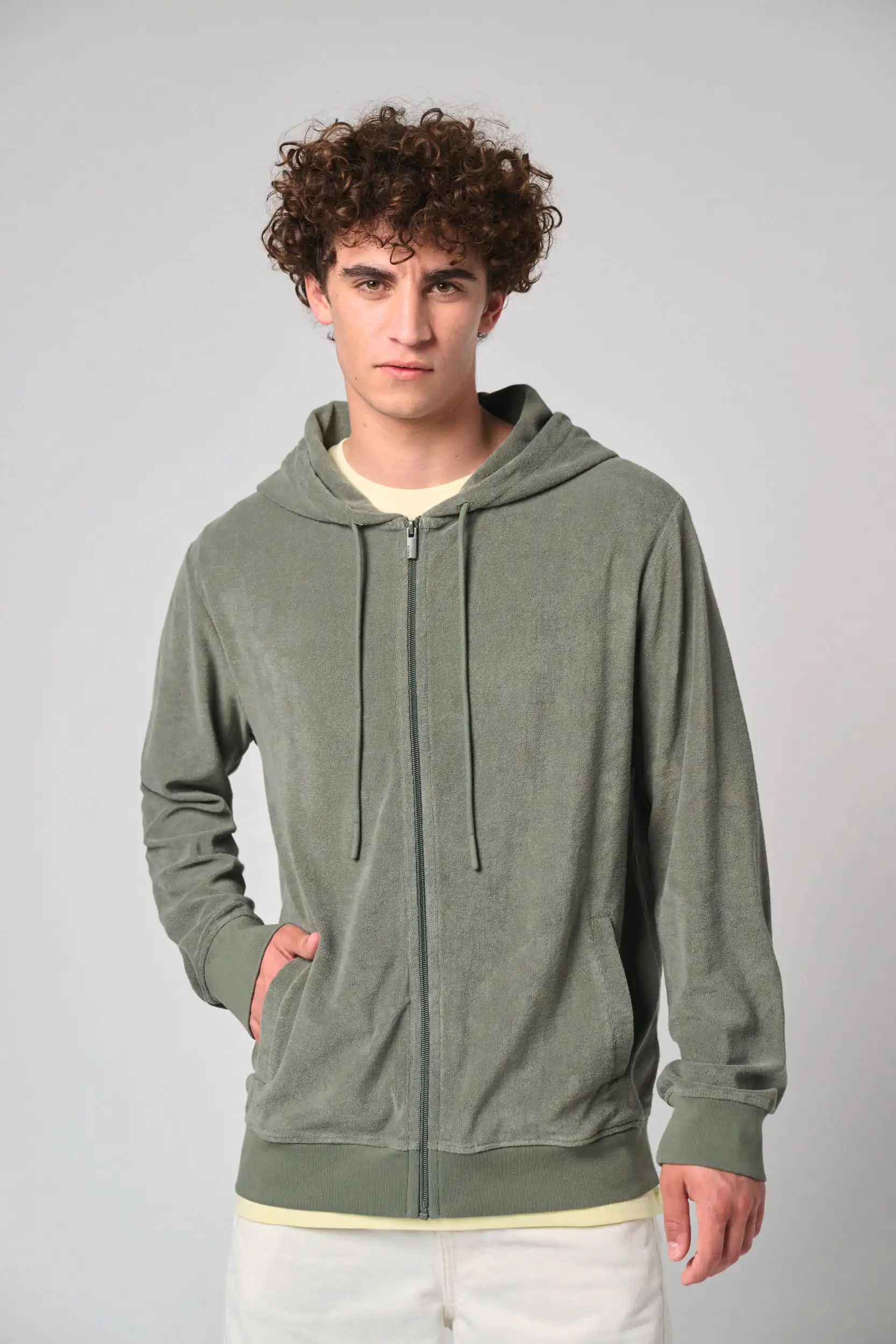 Ecologische badstof sweater met rits en capuchon