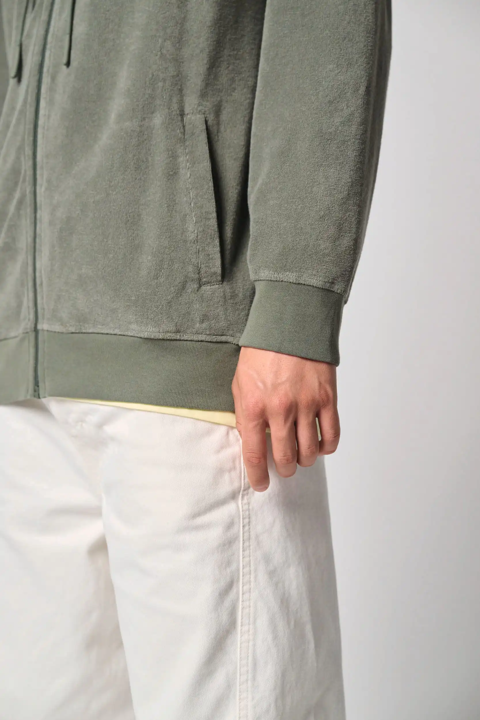 Ecologische badstof sweater met rits en capuchon - Afbeelding 6