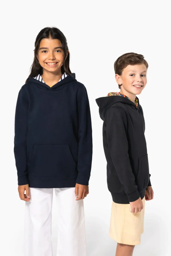 Sweater met contrasterende capuchon met motief