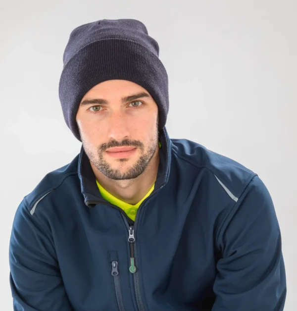 Muts van gerecycled polyester