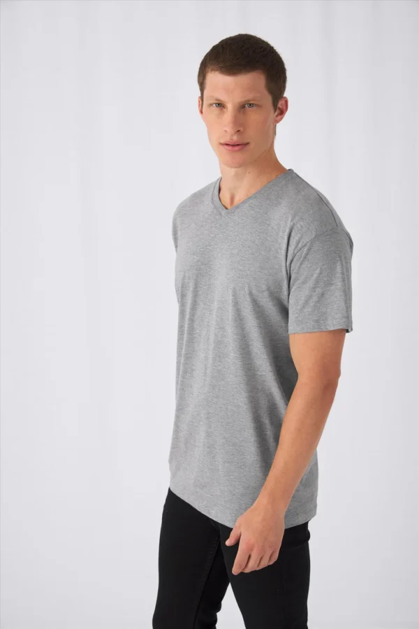 B&C Exact V-Neck