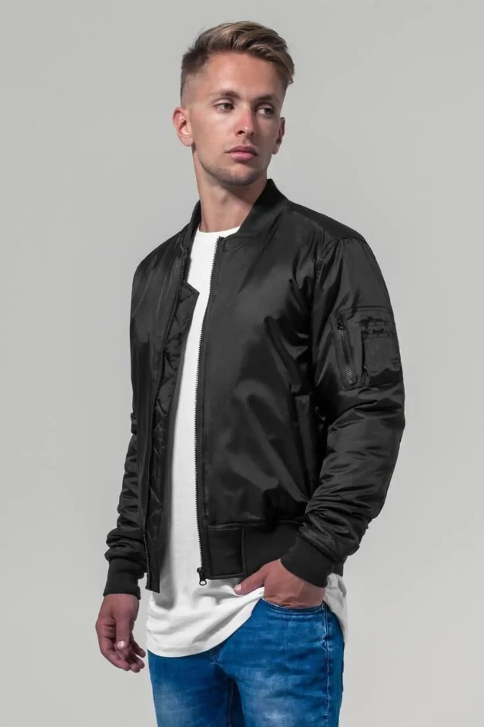 Bomber jacket