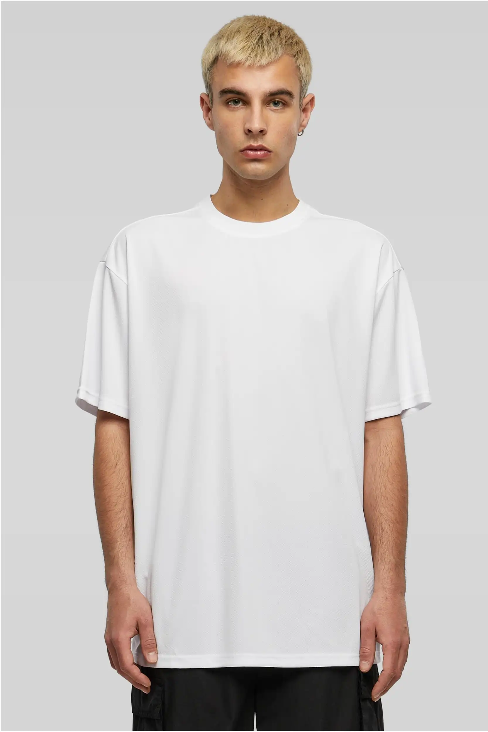 E sports tee