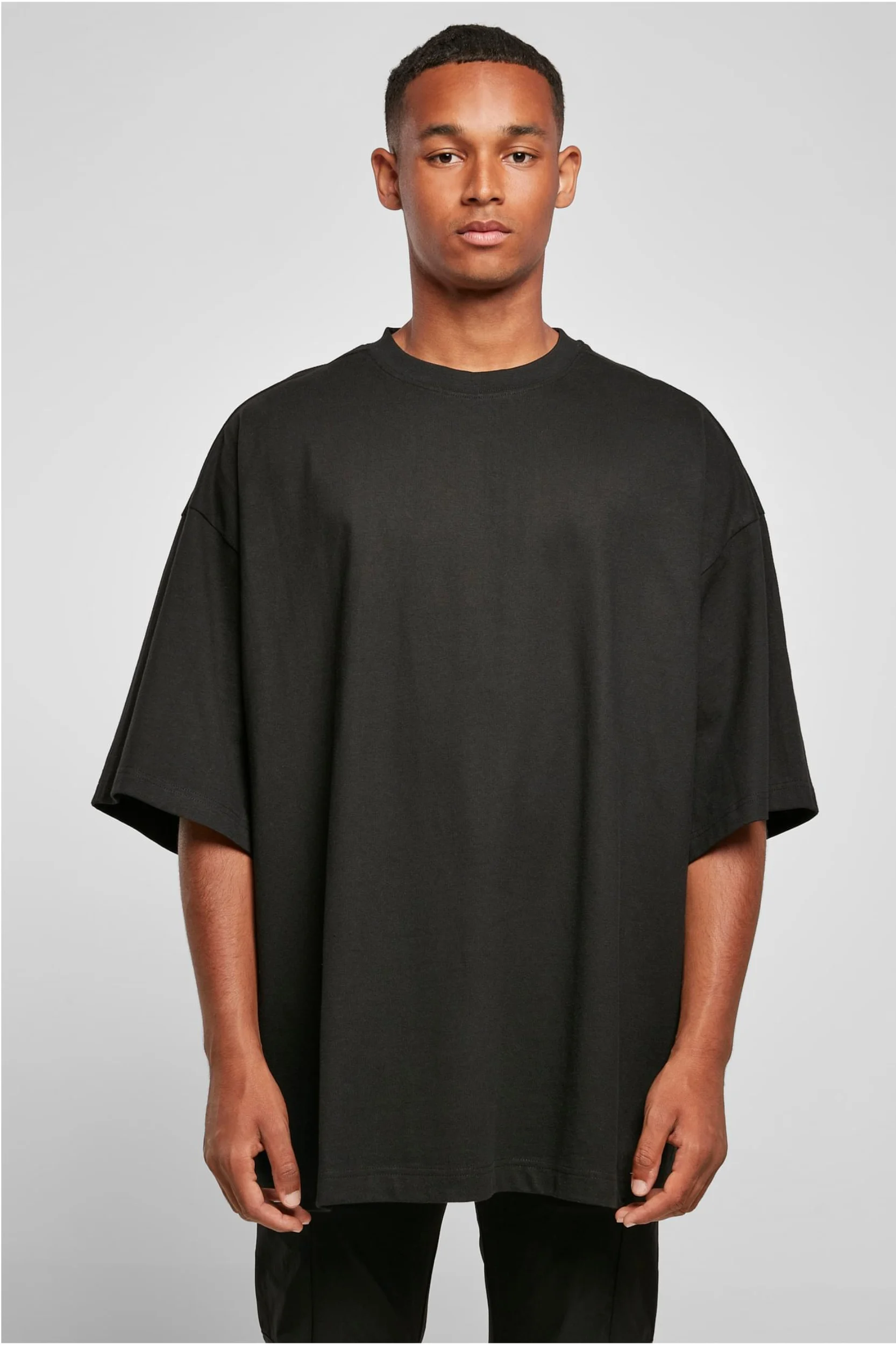 Huge tee
