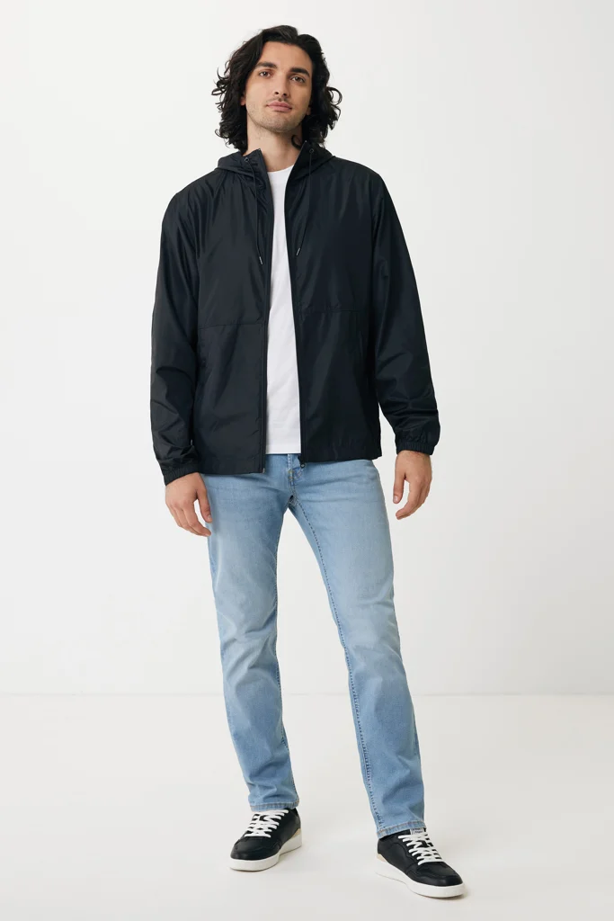 IQONIQ Logan gerecycled polyester lichtgewicht jas