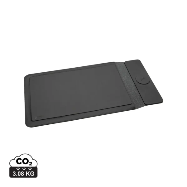 Swiss Peak 14-15,6 inch laptopsleeve met 15W magn. opladen
